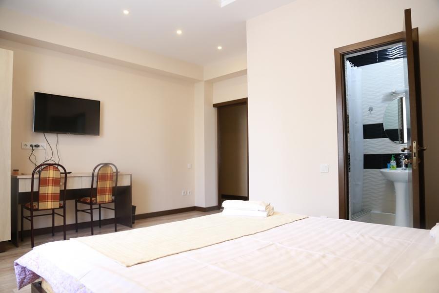 Center Hotel Bishkek Exterior photo