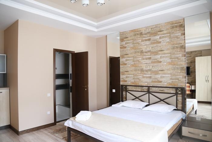 Center Hotel Bishkek Exterior photo